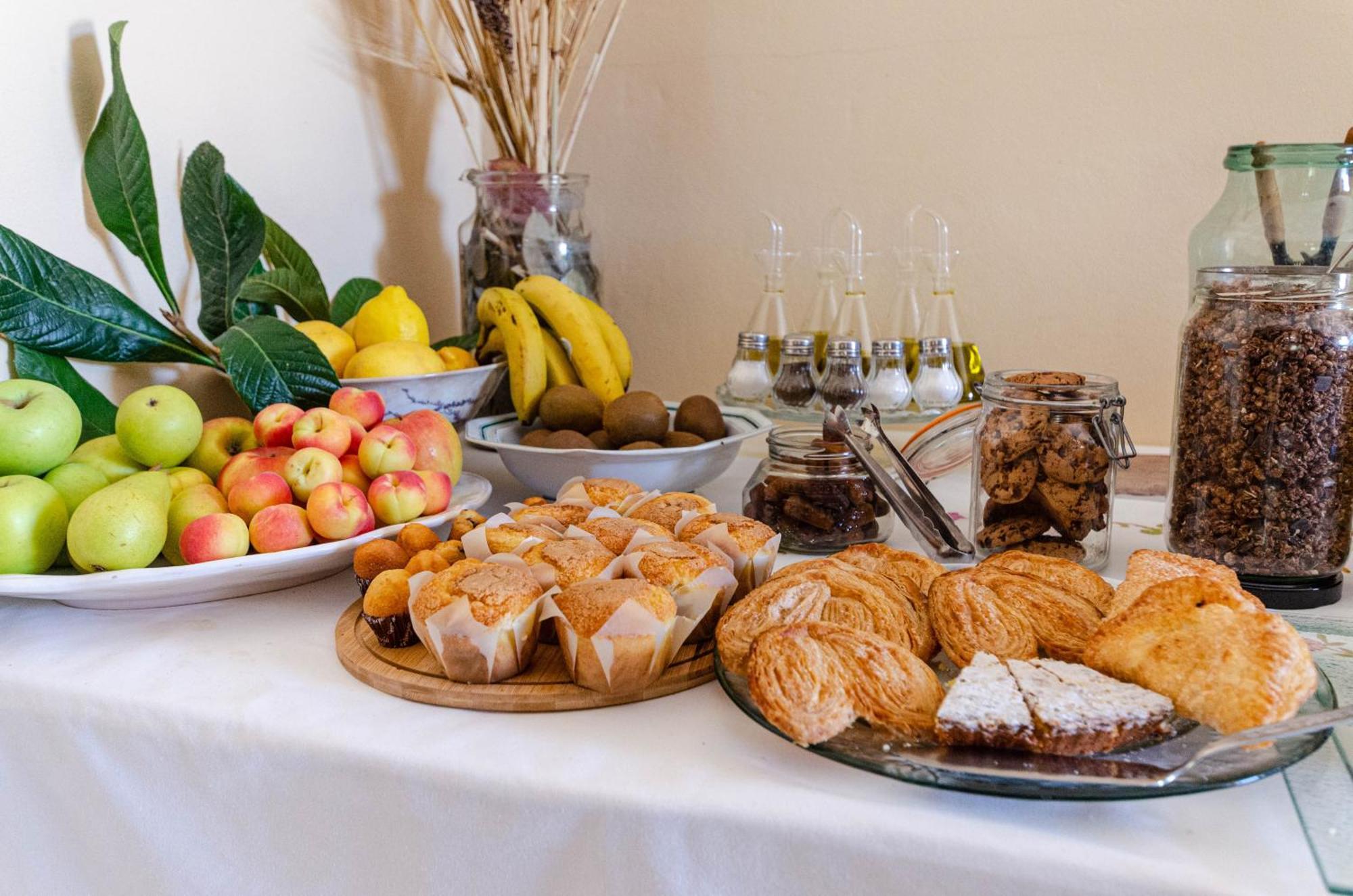 Finca Es Rafal, Agroturisme モントゥィリィ エクステリア 写真