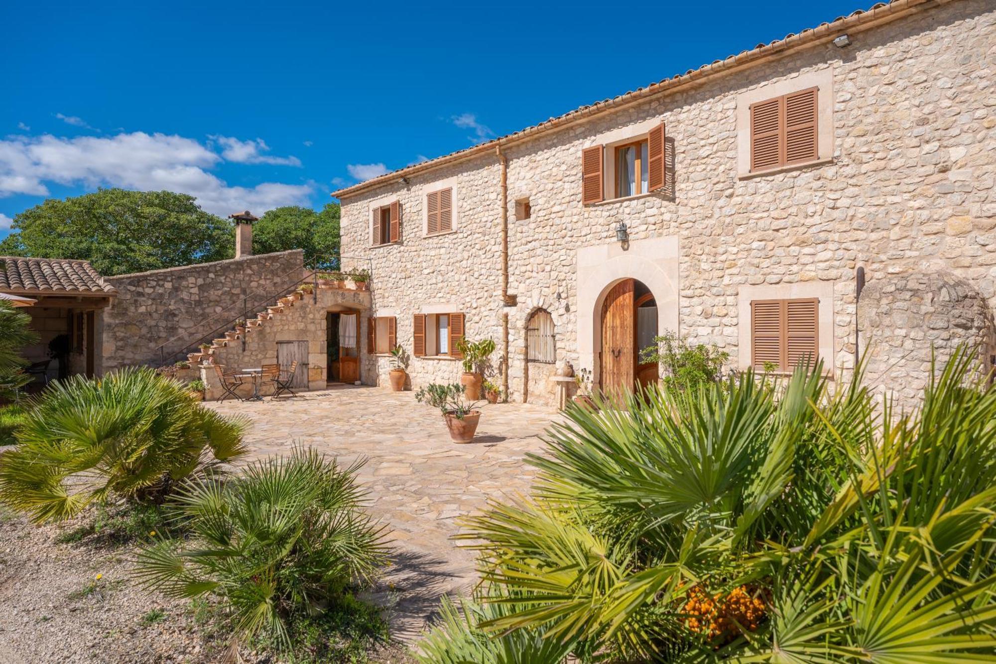Finca Es Rafal, Agroturisme モントゥィリィ エクステリア 写真