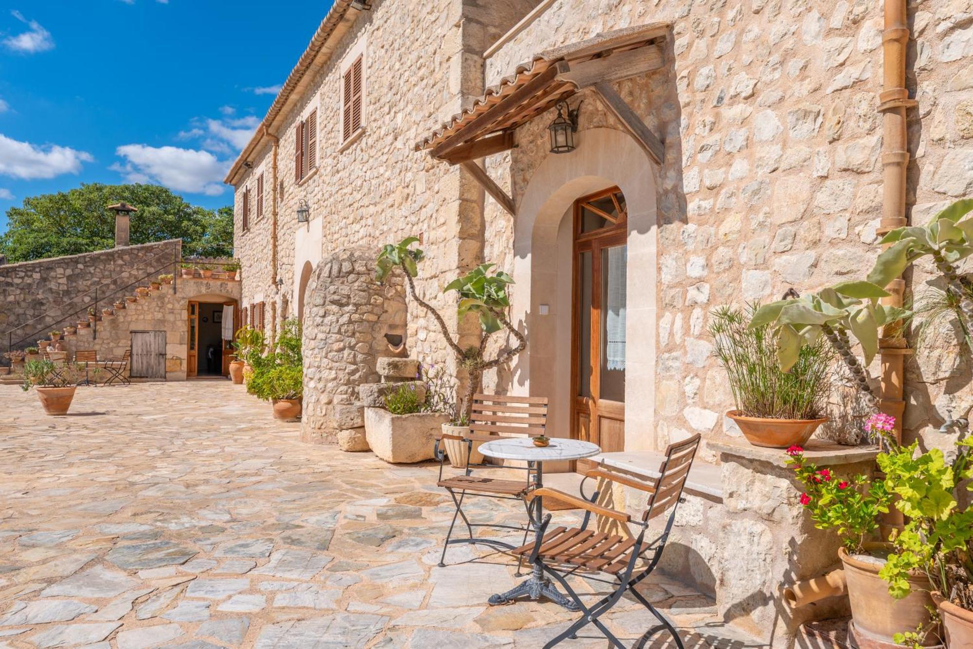 Finca Es Rafal, Agroturisme モントゥィリィ エクステリア 写真